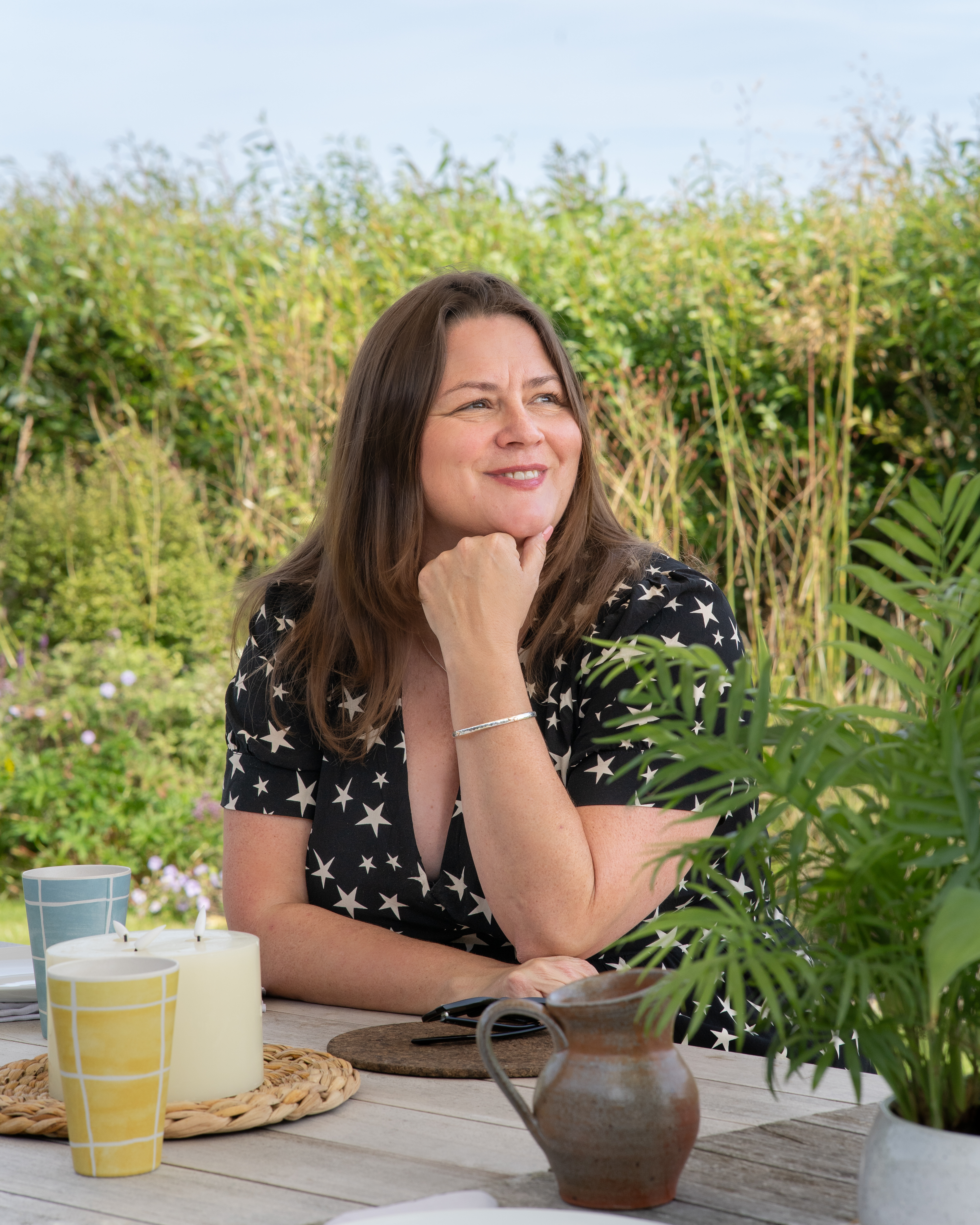 Claire Wills headshot