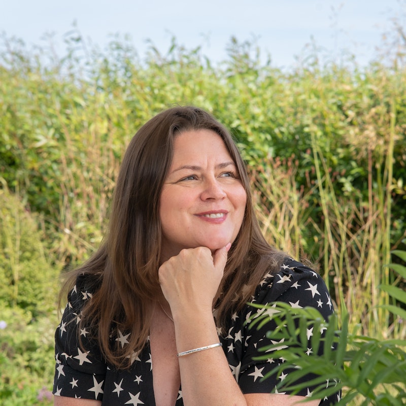 Claire Wills headshot