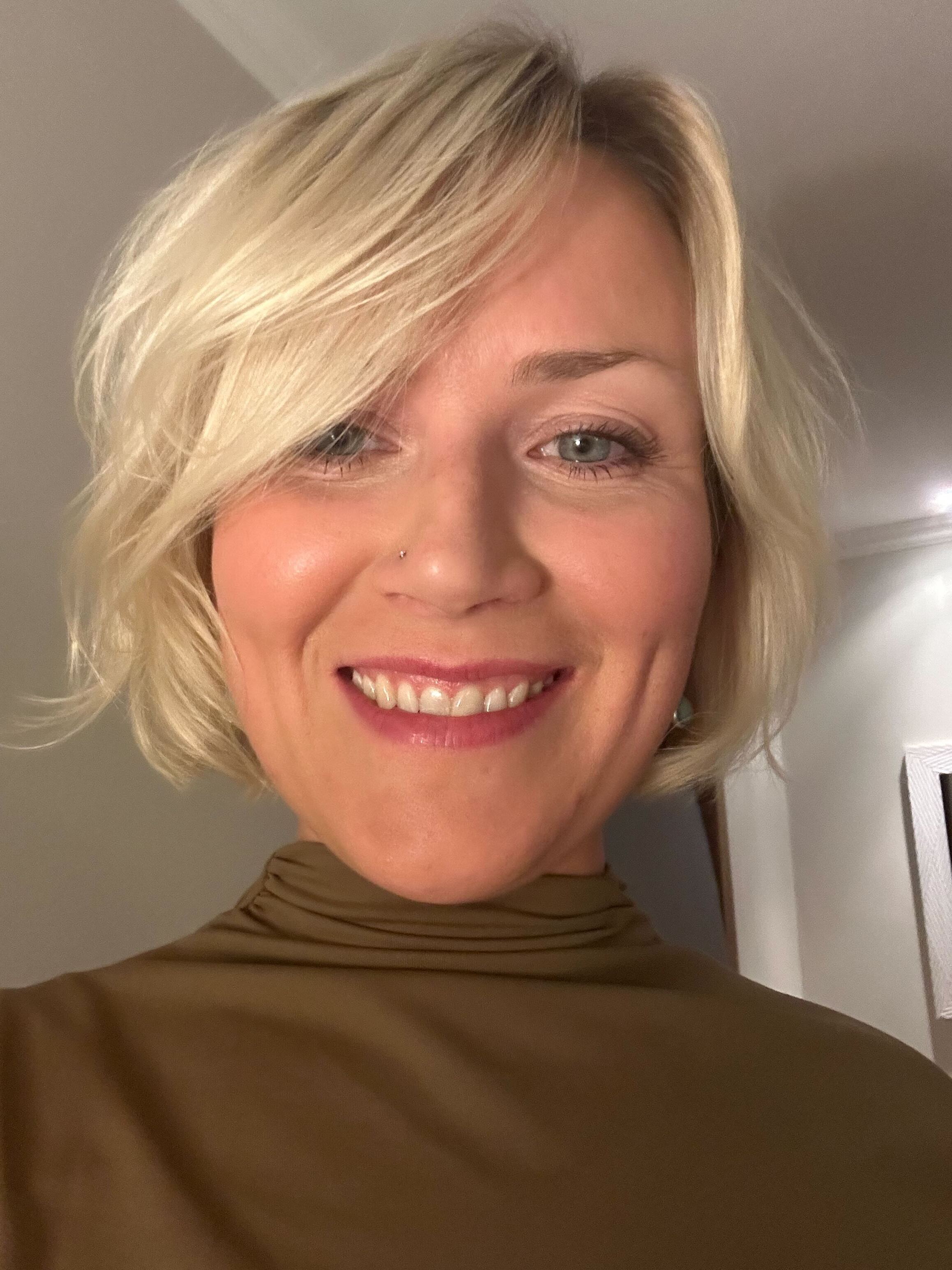 Olivia Brown headshot